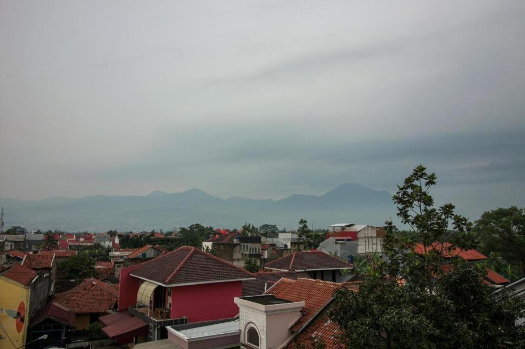 Super Oyo Capital O 483 Tamansari Panoramic Bandung Otel Dış mekan fotoğraf